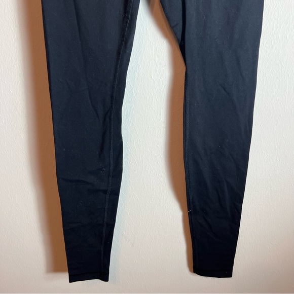 Lululemon black leggings size 4 wunder under - Picture 7 of 10